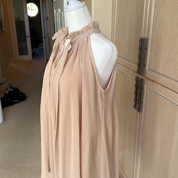 Dance & Marvel Beige Mini Dress - Picture 4 of 7